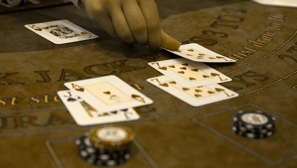 Como contar cartas no blackjack? 